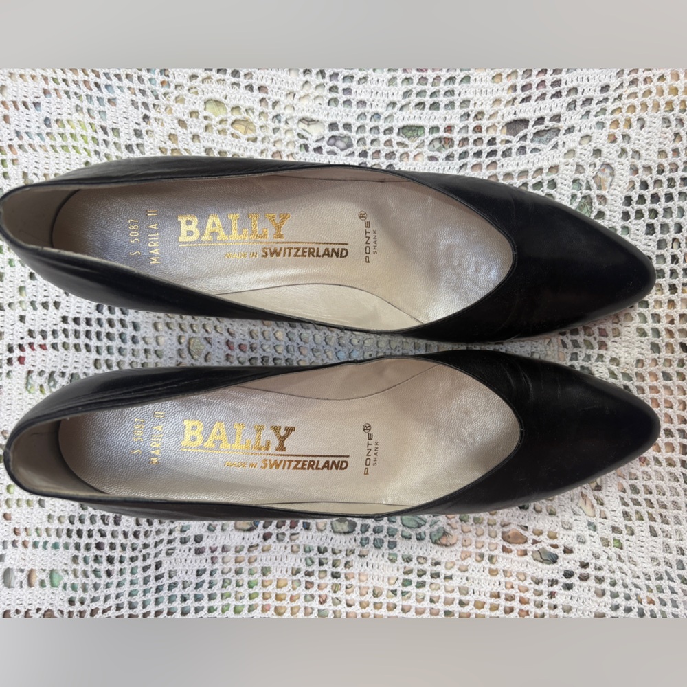 Bally Black Leather Kitten Heels | 9½ AA - Picture 2 of 7